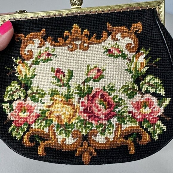 Vintage Handbag Tapestry Needlepoint Evening Framed Black Floral Gold Chain - Picture 7 of 16